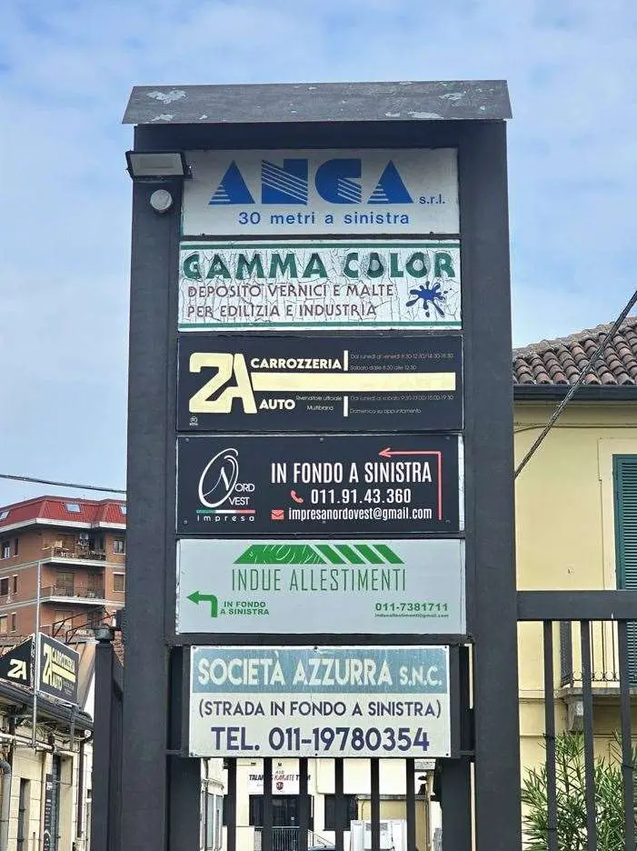 Immagine per Capannone in vendita a Torino via Lucento 81