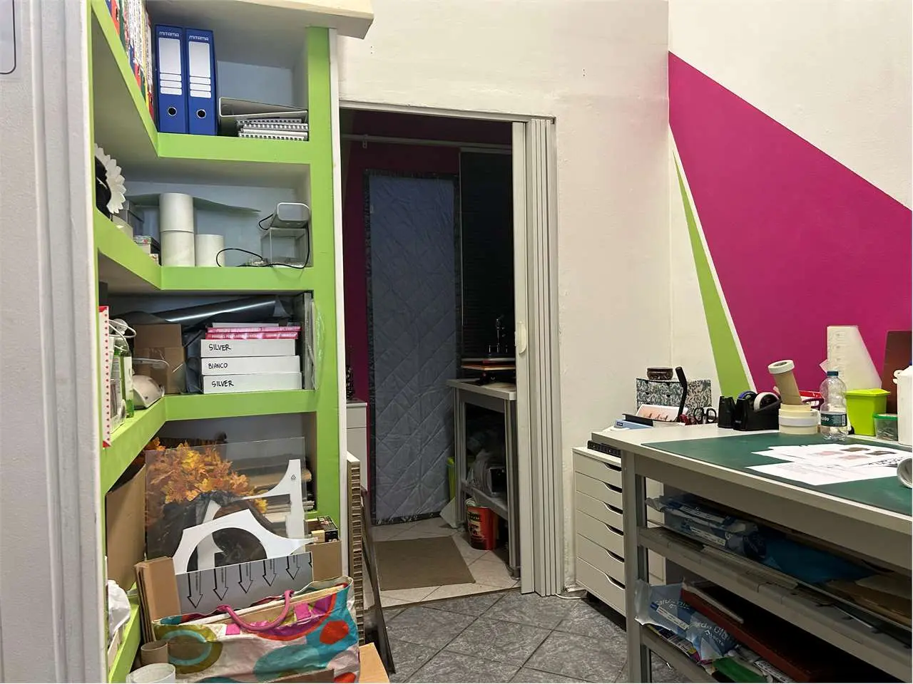Immagine per Negozio in affitto a Torino via  La Thuile 25