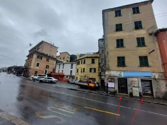 Magazzino via Teglia 107, Genova