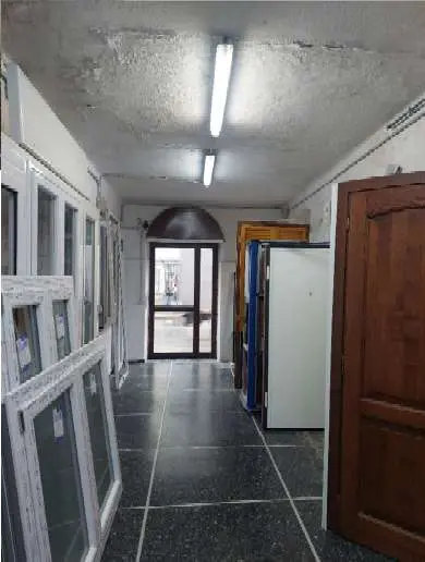 Magazzino via Teglia 107, Genova