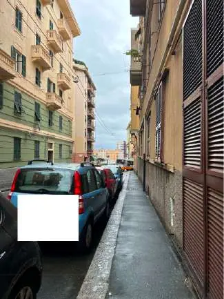 Immagine per Appartamento in asta a Genova via Balbi Piovera 21