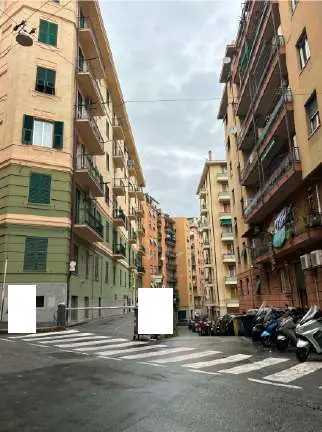 Immagine per Appartamento in asta a Genova via Balbi Piovera 21