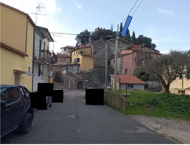 Immagine per Appartamento in asta a Sarzana via Castello 45
