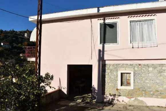 Casa Indipendente strada San Giovanni, Sanremo