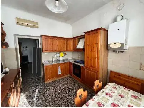 Appartamento via Carnia 57, Genova