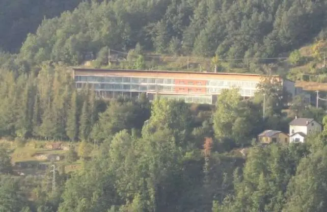 Immagine per Albergo in asta a Santo Stefano d'Aveto via Rinaldo Piaggio 54