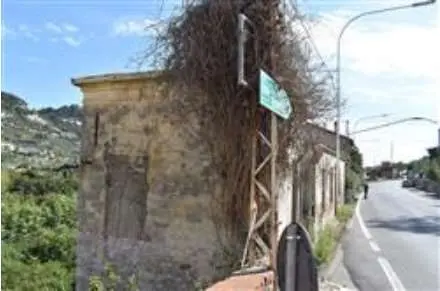 Appartamento via Al Piano 1, Taggia