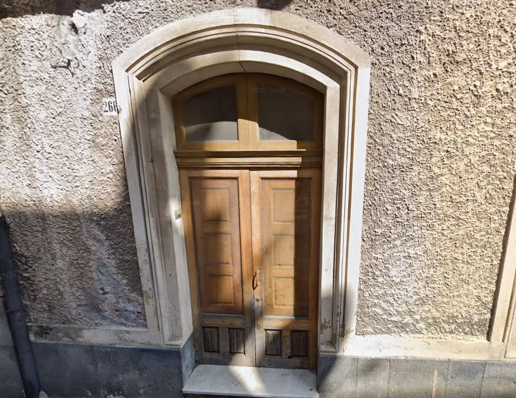 Immagine per Stabile - Palazzo in asta a Giarre via Carolina 266