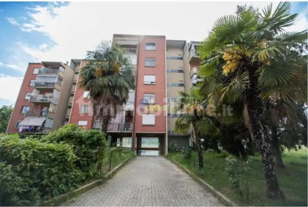 Appartamento via Genova, Volpiano