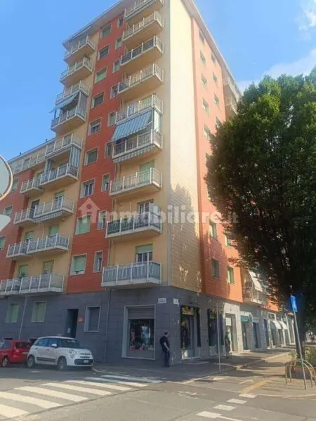 Appartamento via Campobasso, Torino