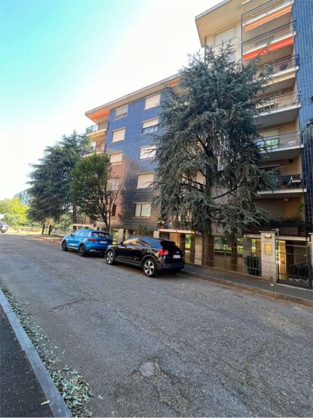 Appartamento via Severino Doppi, Grugliasco