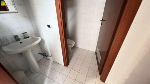 Immagine per Negozio in affitto a Sassuolo