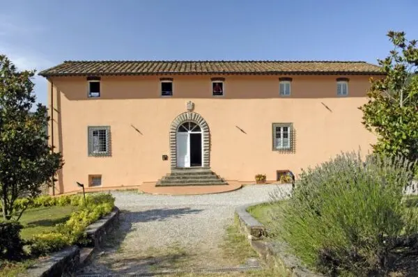 Villa via Del Seminario 252, Lucca