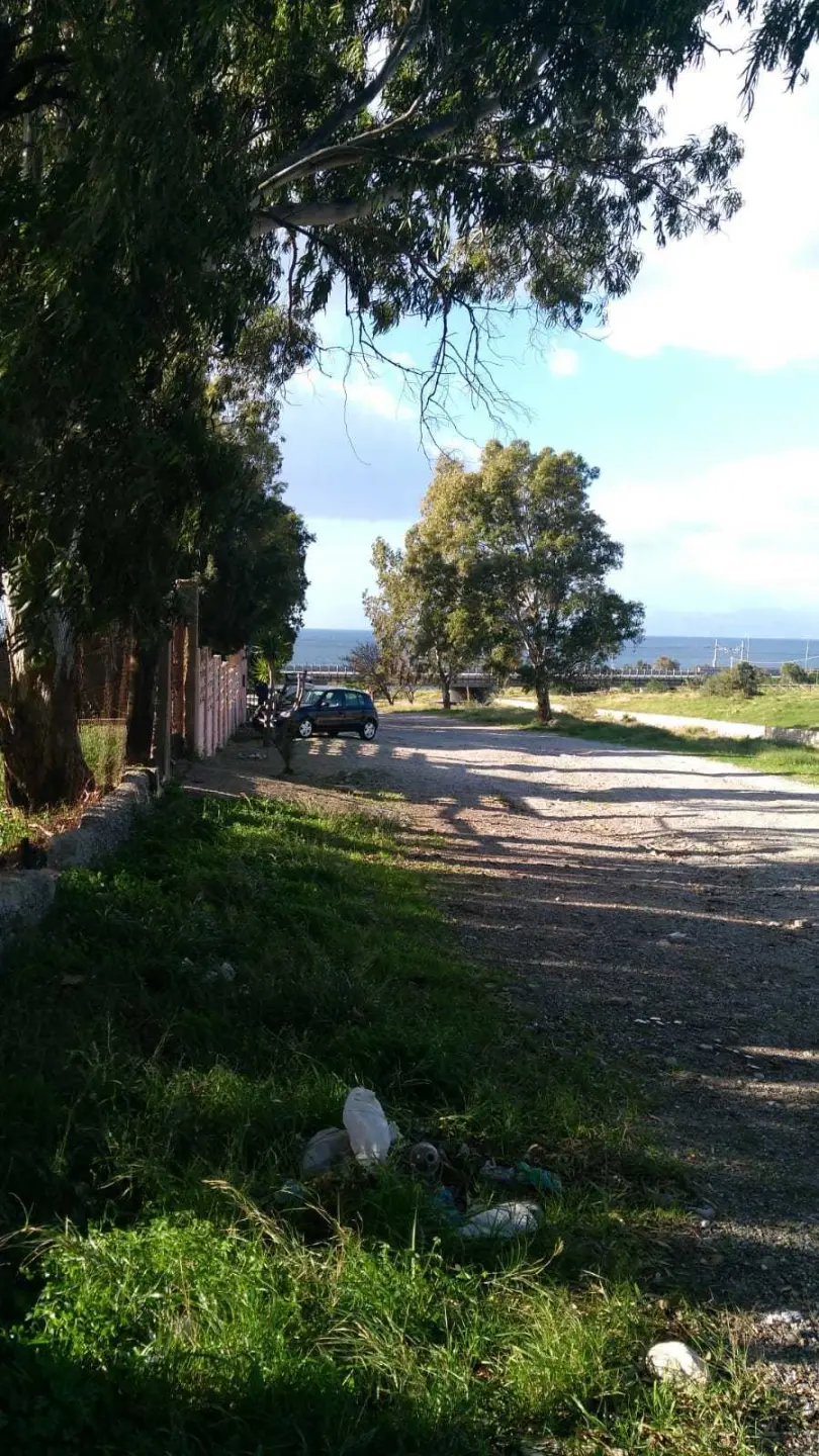Immagine per Industriale in vendita a Motta San Giovanni via Ss 106 km
