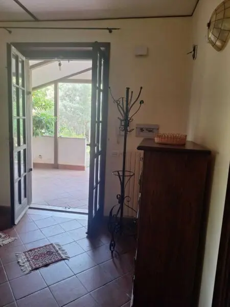 Villa via Località Valdaro, Settingiano