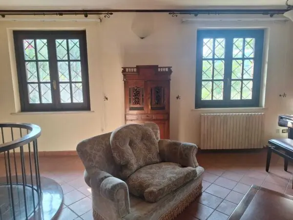 Villa via Località Valdaro, Settingiano