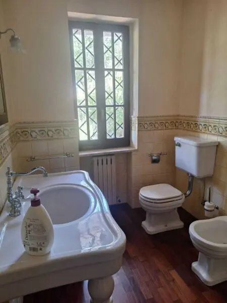 Villa via Località Valdaro, Settingiano