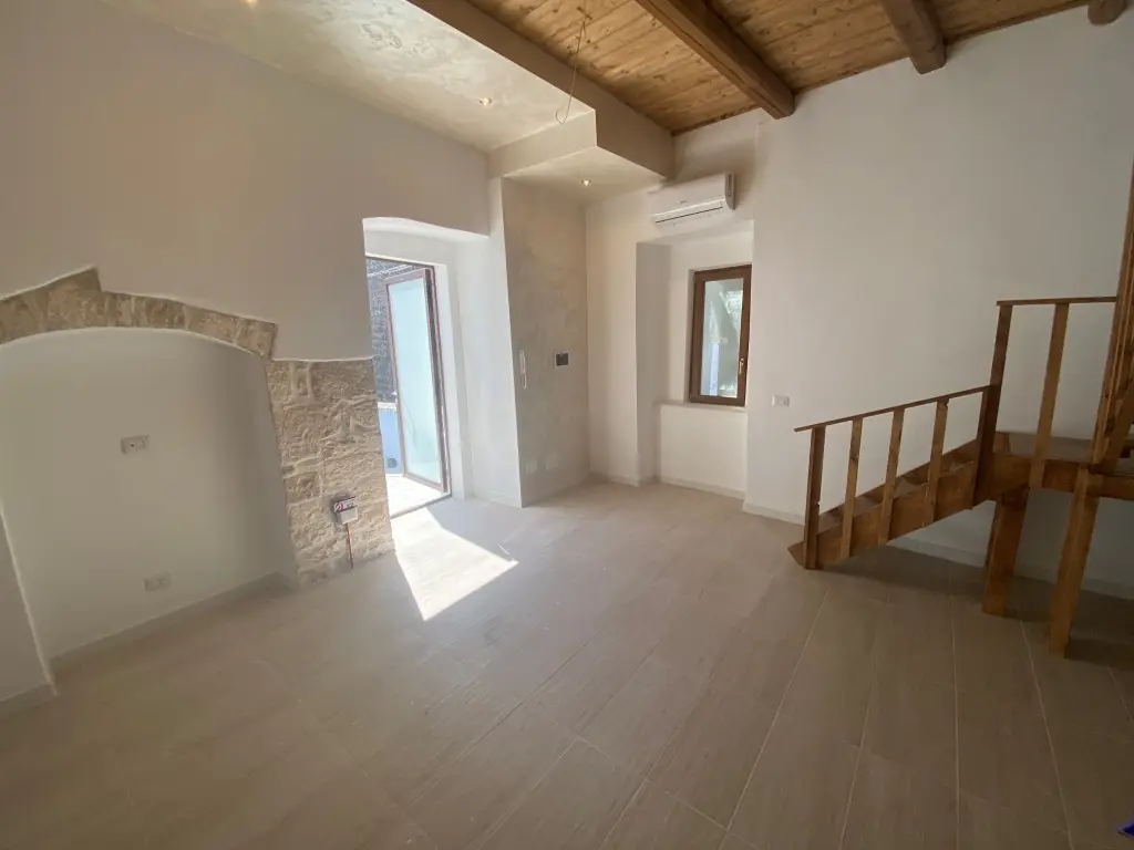 Immagine per Villa trifamiliare in vendita a Casamassima via Sacramento