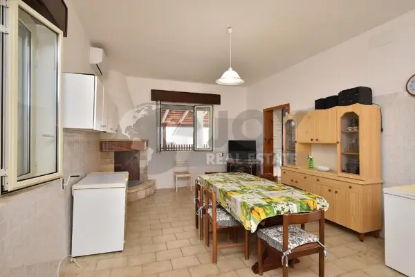 Villa via Levanzo 19, Lecce