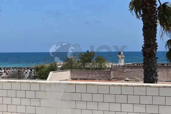 Villa Trifamiliare via Levanzo 17, Lecce