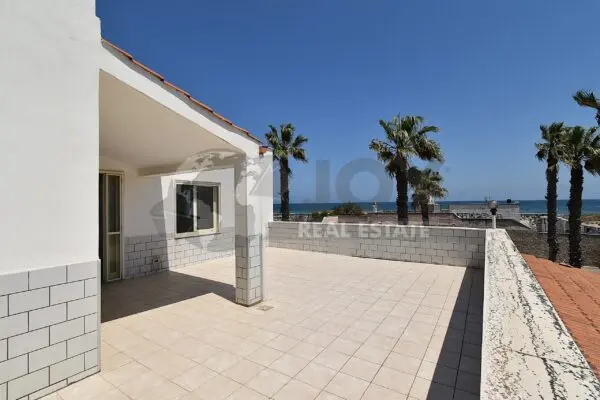 Villa Trifamiliare via Levanzo 17, Lecce