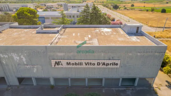 Commerciale via Km 31, 800, Sammichele Di Bari