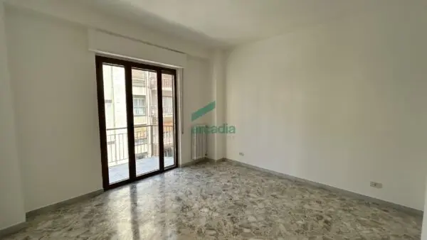 Trilocale via Abate Giacinto Gimma 56/a, Murat, Bari