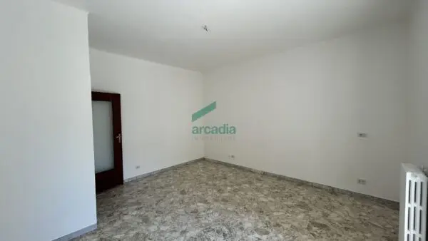 Trilocale via Abate Giacinto Gimma 56/a, Murat, Bari