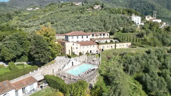 Casale via Per Matraia 22, Capannori