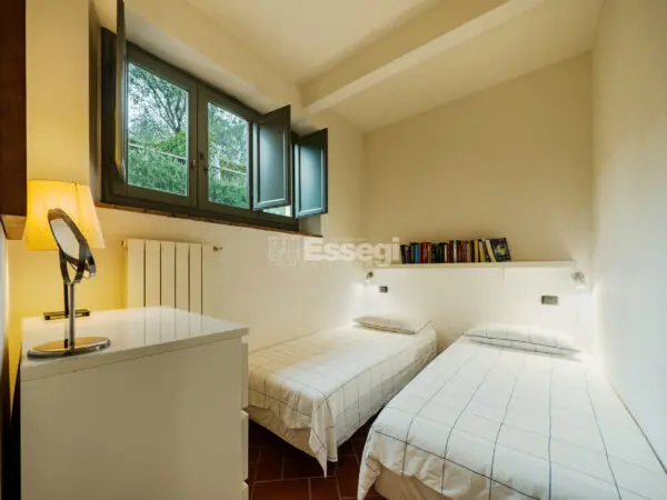 Casale via Per Matraia 22, Capannori
