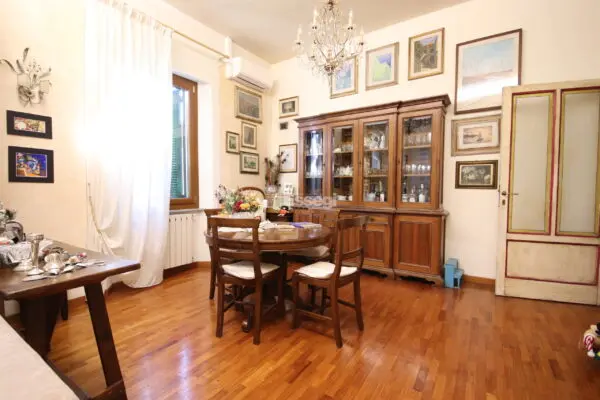 Villa viale San Concordio 483, Lucca