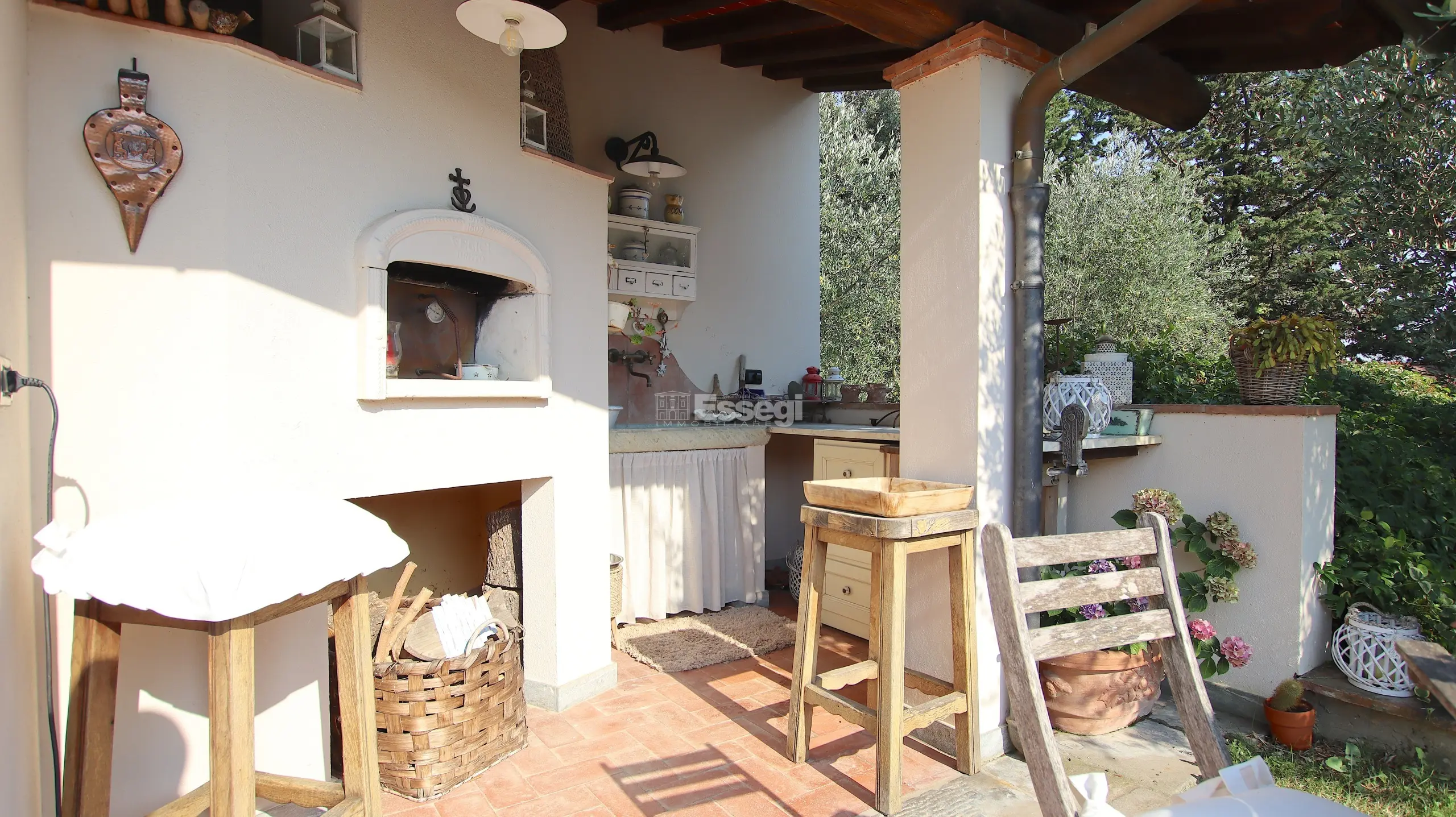 Immagine per Casale in vendita a Lucca via Delle Vigne