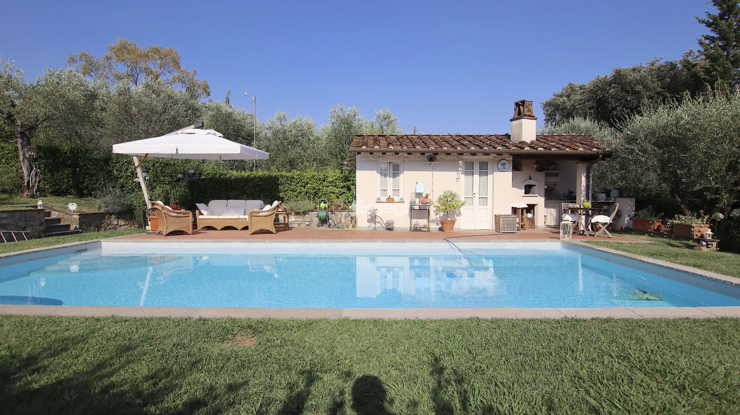 Immagine per Casale in vendita a Lucca via Delle Vigne
