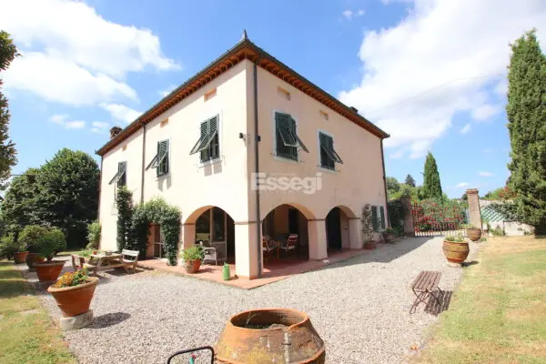 Villa via Di Segromigno, Capannori