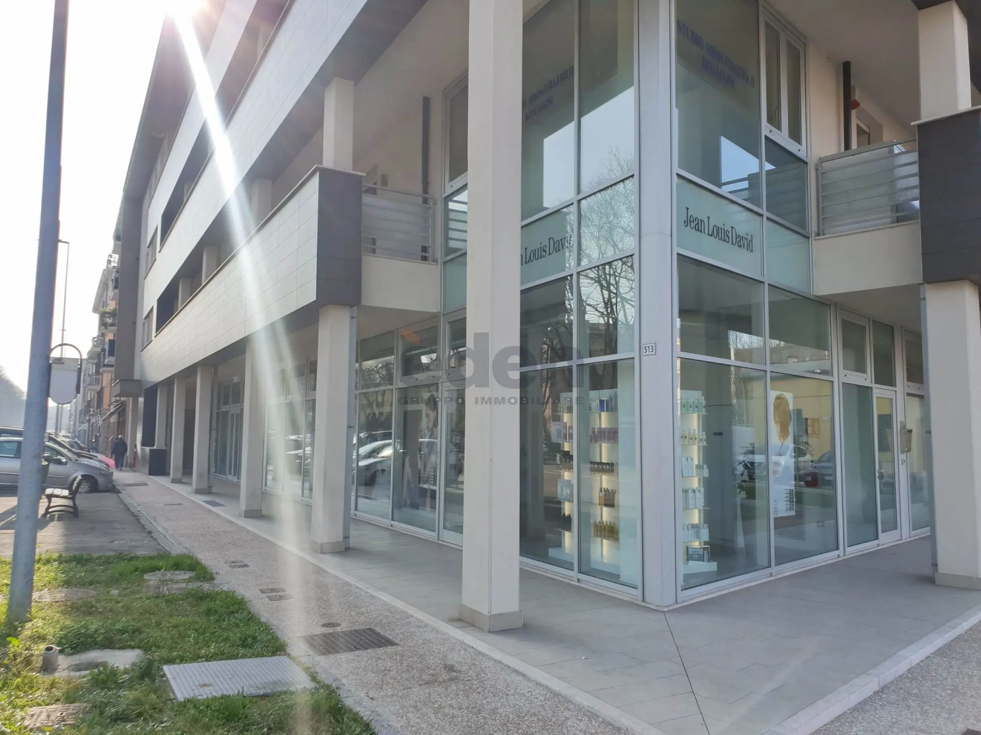 Immagine per Negozio in vendita a Modena viale Gaetano Storchi 513