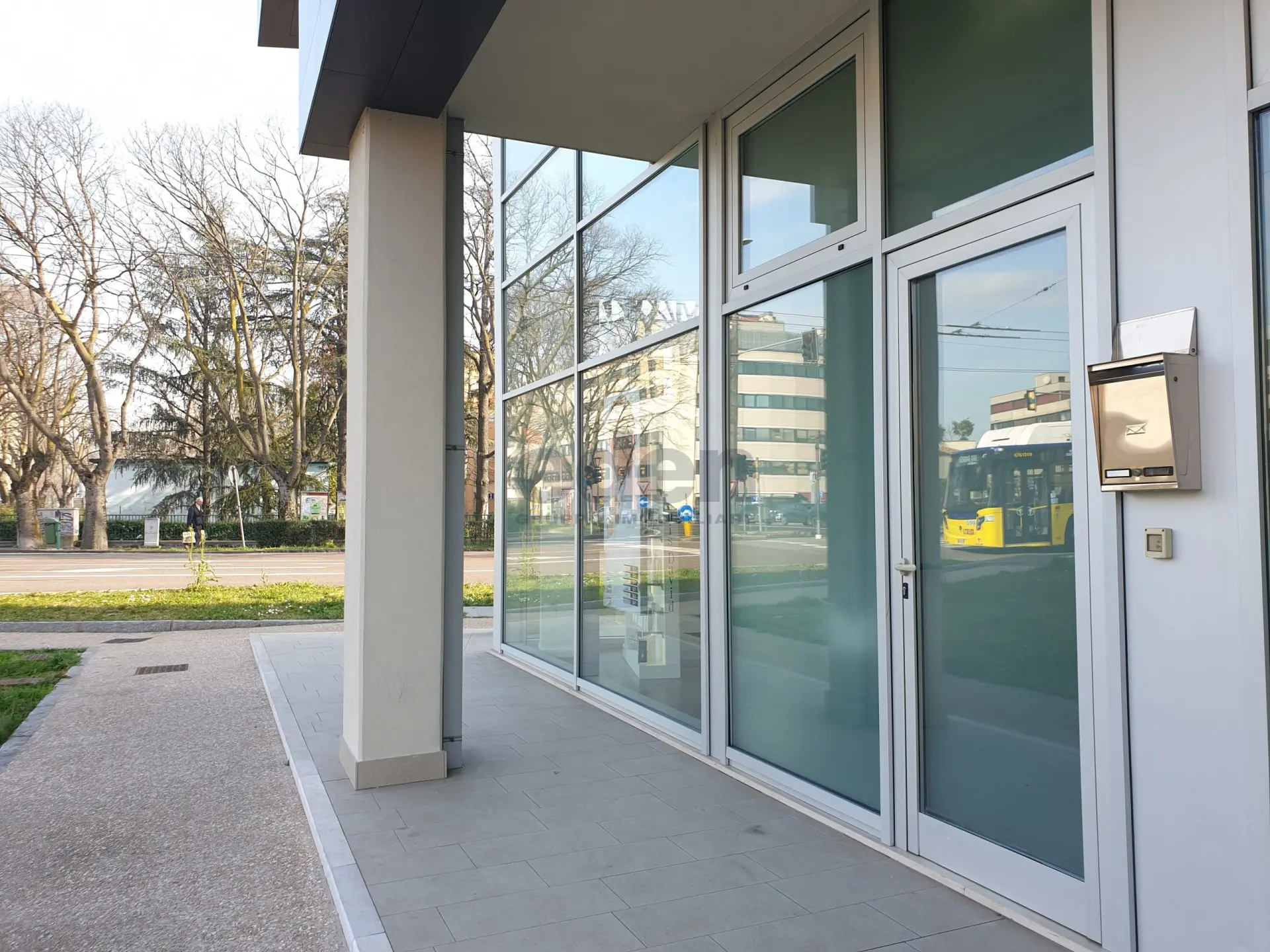 Immagine per Negozio in vendita a Modena viale Gaetano Storchi 513