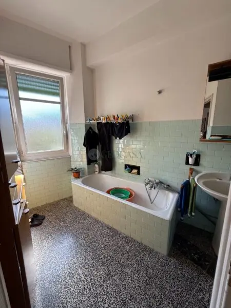 Quadrilocale via Fiume 172, La Spezia