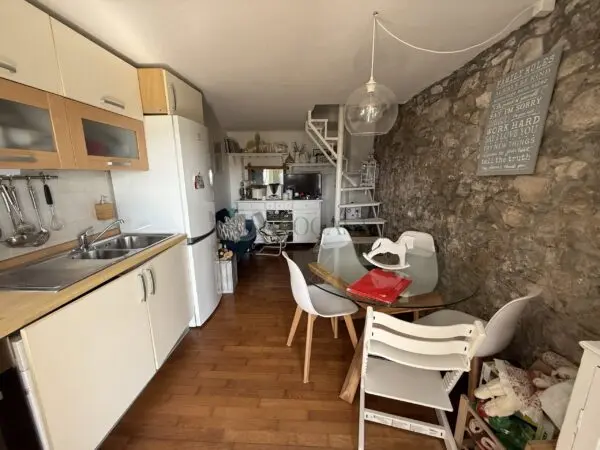 Trilocale 19, Riccò Del Golfo Di Spezia