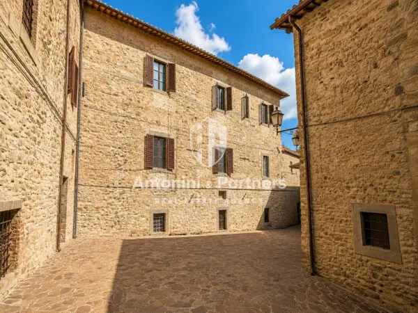 Villa Trifamiliare via Località Santa Apollinare, Marsciano