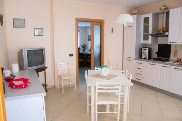 Appartamento piazza Oristano, Canosa Di Puglia
