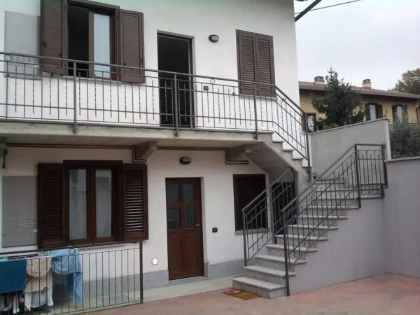 Appartamento via Mameli, Vizzola Ticino