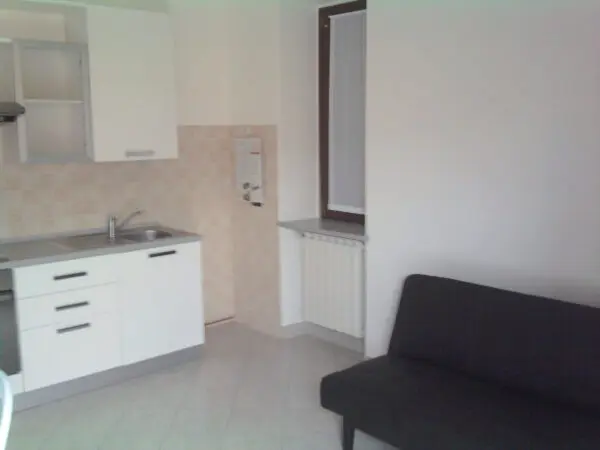 Appartamento via Mameli, Vizzola Ticino