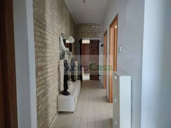 Casa Semindipendente via Avezzano 3, Chieti