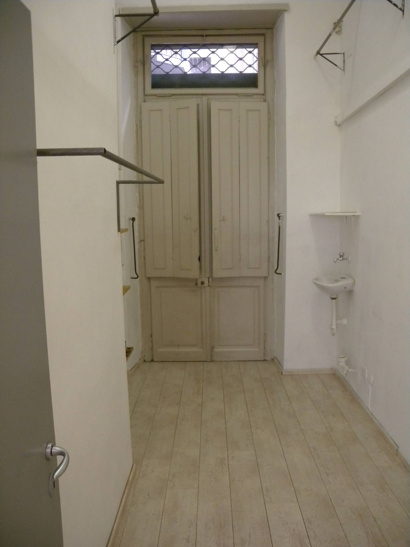 Immagine per Negozio in vendita a Torino Via XX settembre 18