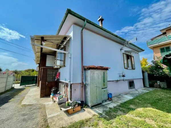 Casa Indipendente via, Alessandria