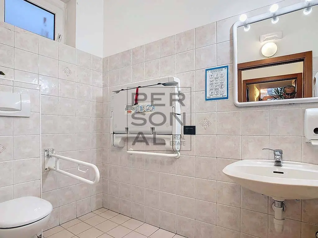 Immagine per Albergo/Hotel in vendita a Baselga di Pinè  