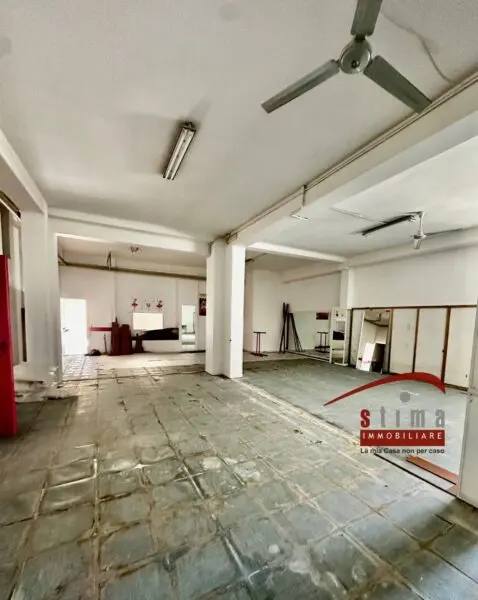 Magazzino via Paternò 7, Siracusa