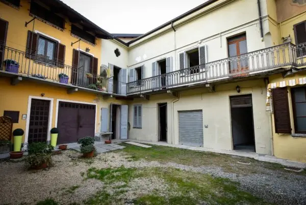 Appartamento via Torino 64, Caselle Torinese