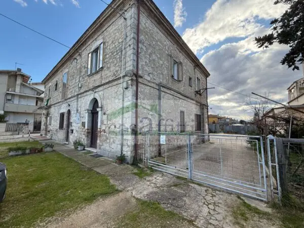 Immagine per Appartamento in affitto a Chieti Via Aventino 