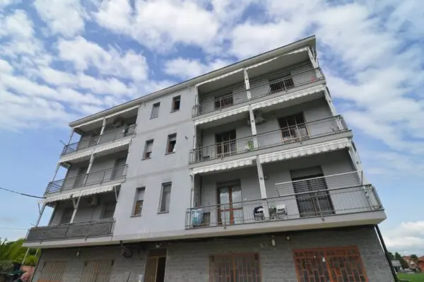 Appartamento via Alle Fabbriche 74, Caselle Torinese